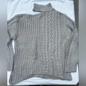 Peach Love Gray Off-Shoulder Sweater Size Large